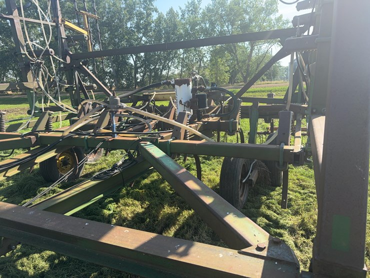 john-deere-1600-image-26