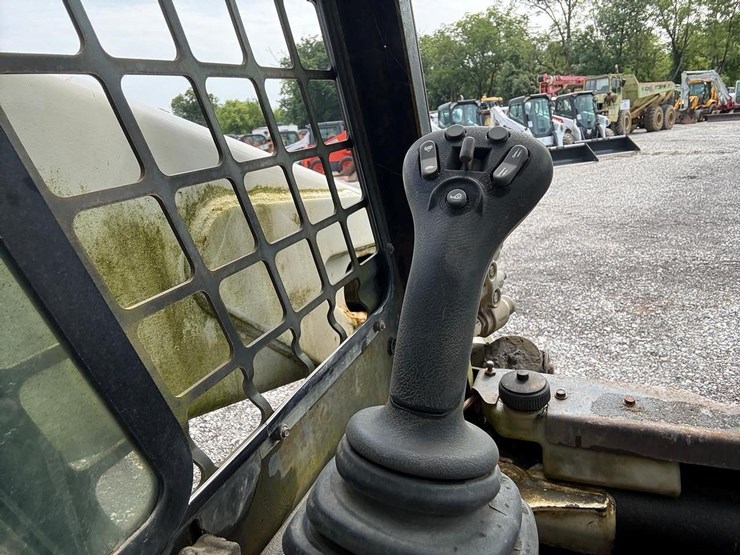 bobcat-t300-image-19