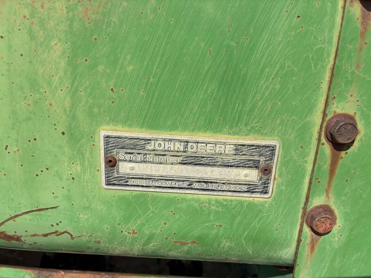 john-deere-8300-image-13