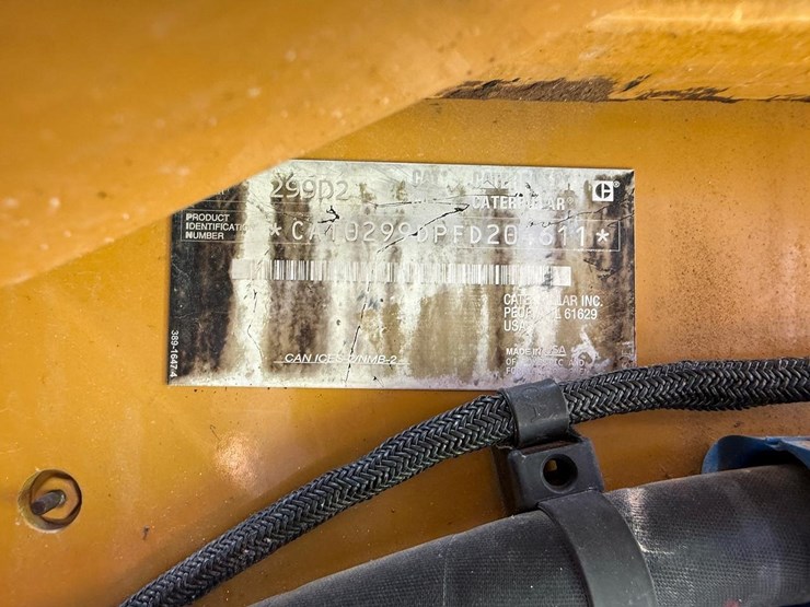 2018-caterpillar-299d2-xps-image-23
