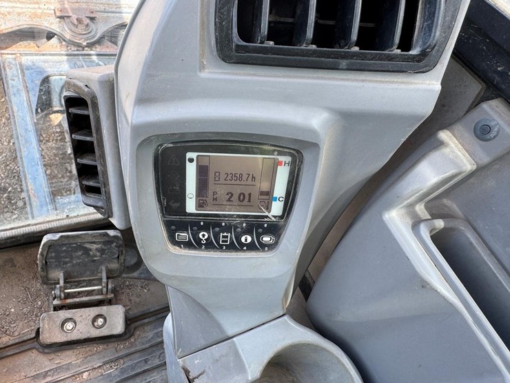 kubota-kx080-4-image-26