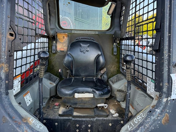 2015-bobcat-t550-image-7