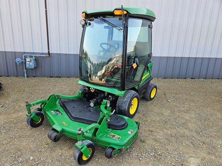 2015-john-deere-1575-image-1
