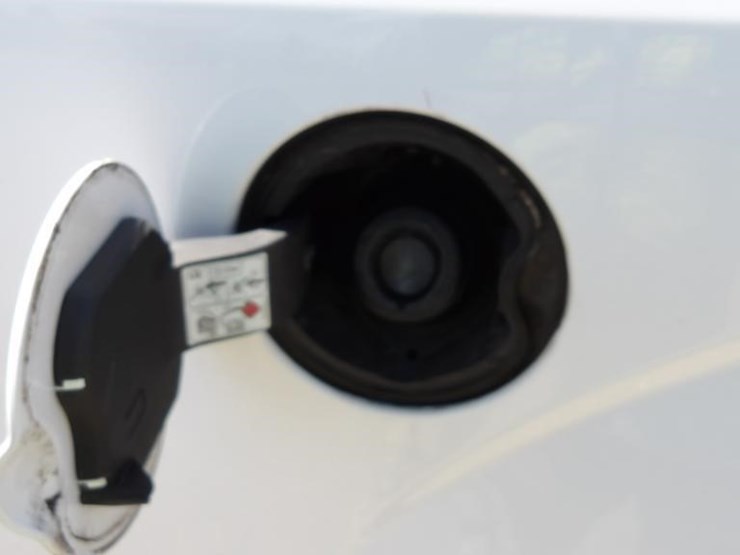 2017-ford-f150-xl-image-6