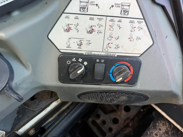 2018-bobcat-s570-image-20