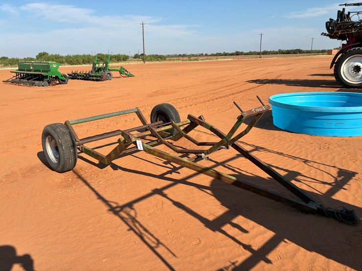 #t10015-•-bale-buggy-image-2