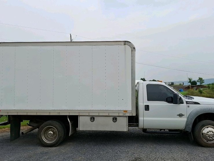 2011-ford-f550-image-2