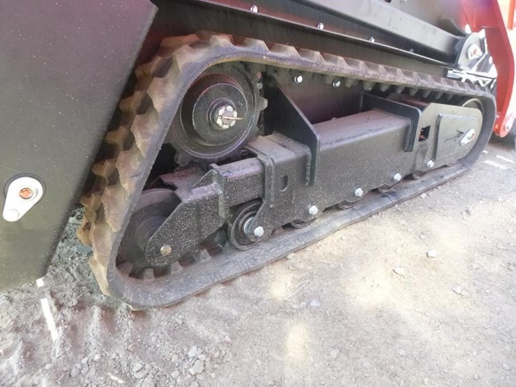 sdlool-1050k-skid-steer-track-loader-image-18