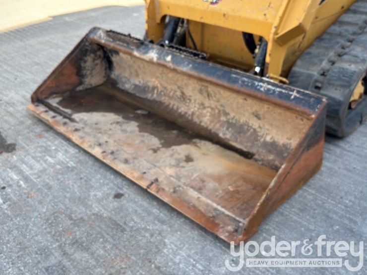 2021-caterpillar-259d3-image-16
