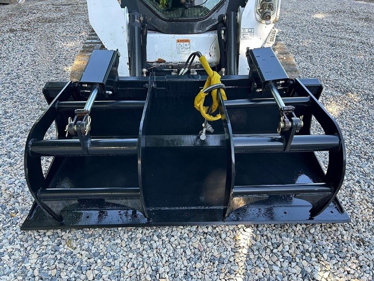 wildcat-68"-skid-steer-grapple-image-2