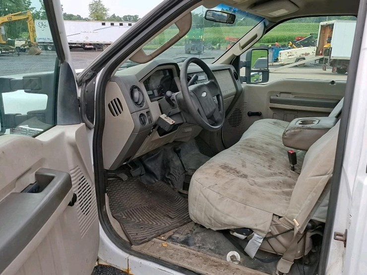 2008-ford-f350-image-12