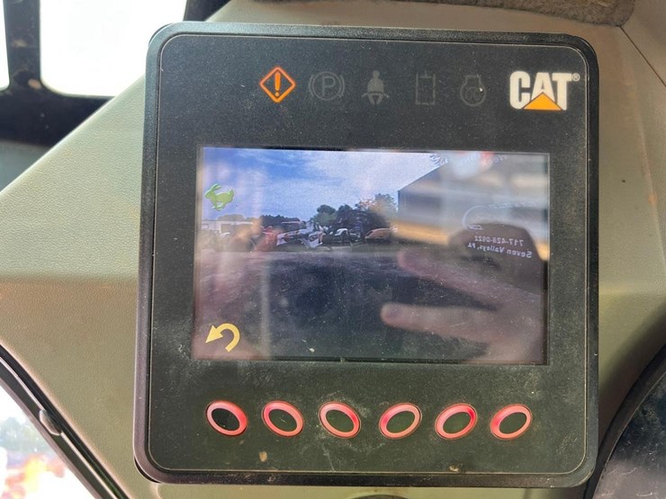 2020-caterpillar-279d3-image-20