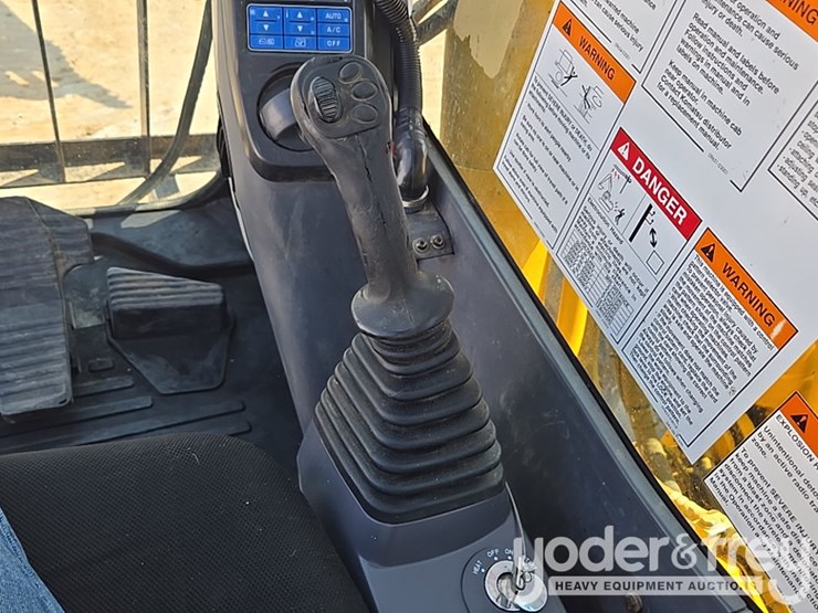 2018-komatsu-pc210-lci-11-image-82
