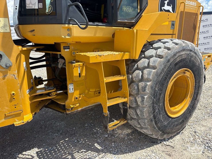 2019-deere-624l-image-20