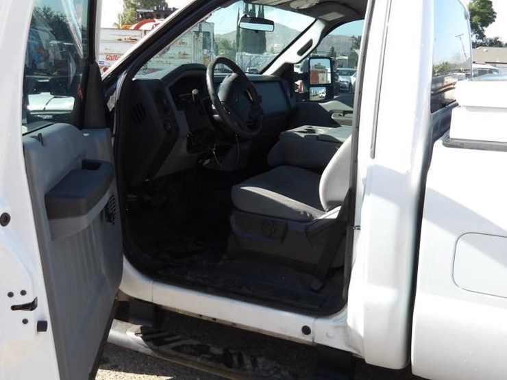 2015-ford-f250-image-11