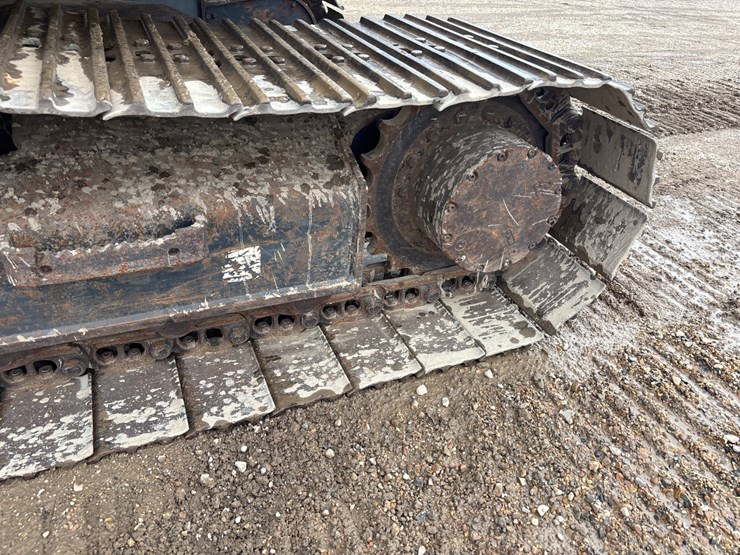 komatsu-pc138us-image-11