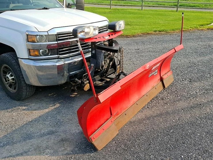 2015-chevrolet-2500-image-19