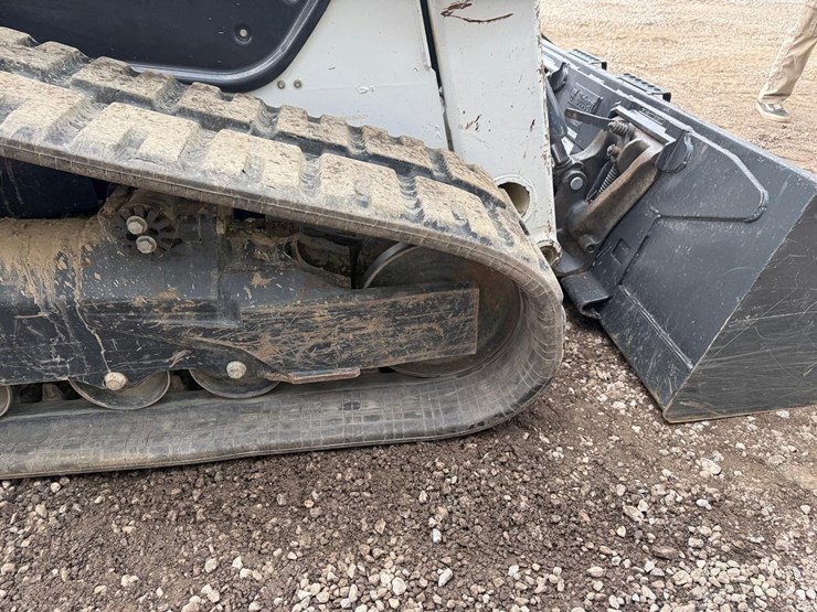 2023-bobcat-t76-image-14