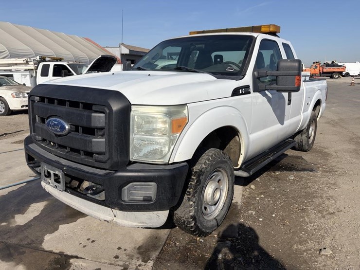 2011-ford-f250-image-1