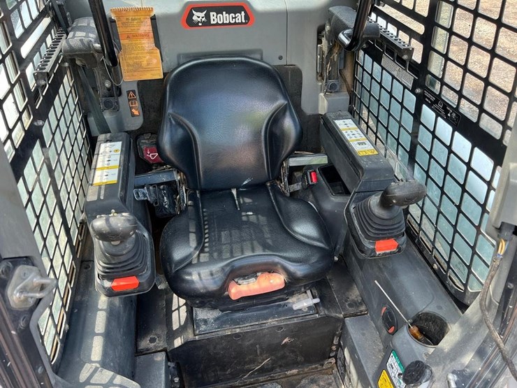 bobcat-t64-image-17