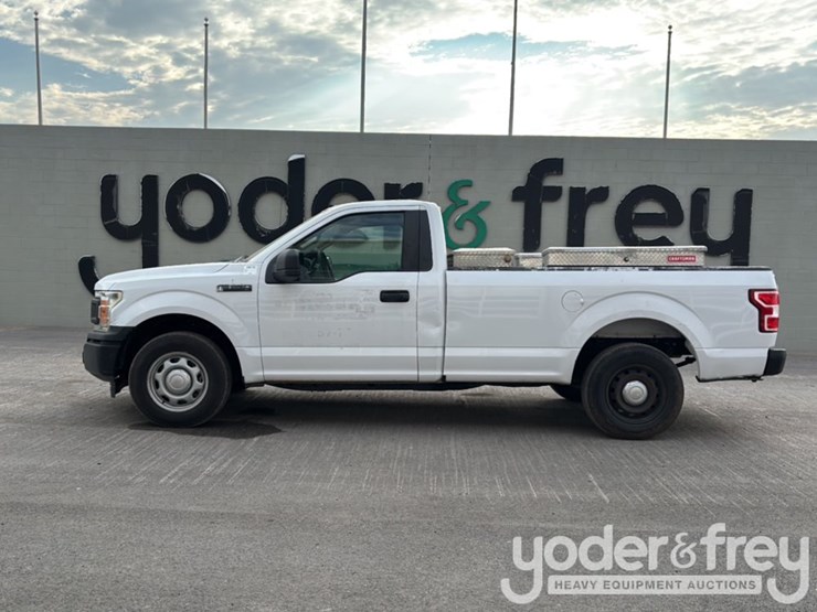 2020-ford-f150-image-2