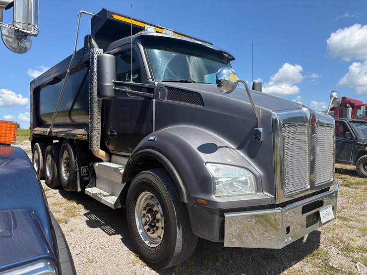 2015-kenworth-t880-image-3