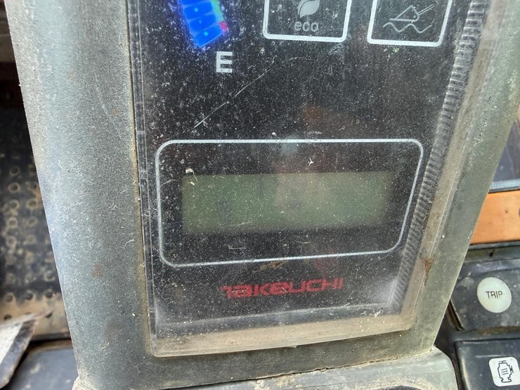 takeuchi-tl12-image-22