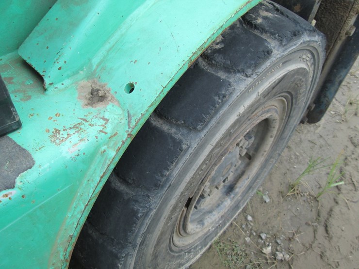 mitsubishi-fg40-image-16