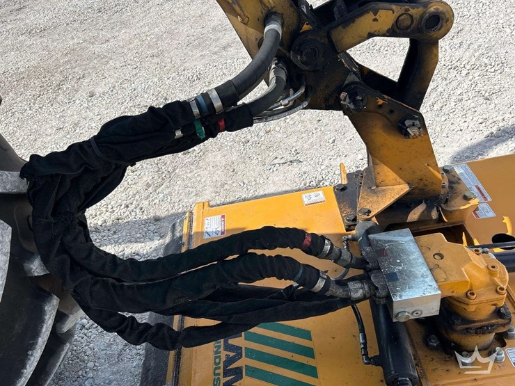 john-deere-6125m-image-15