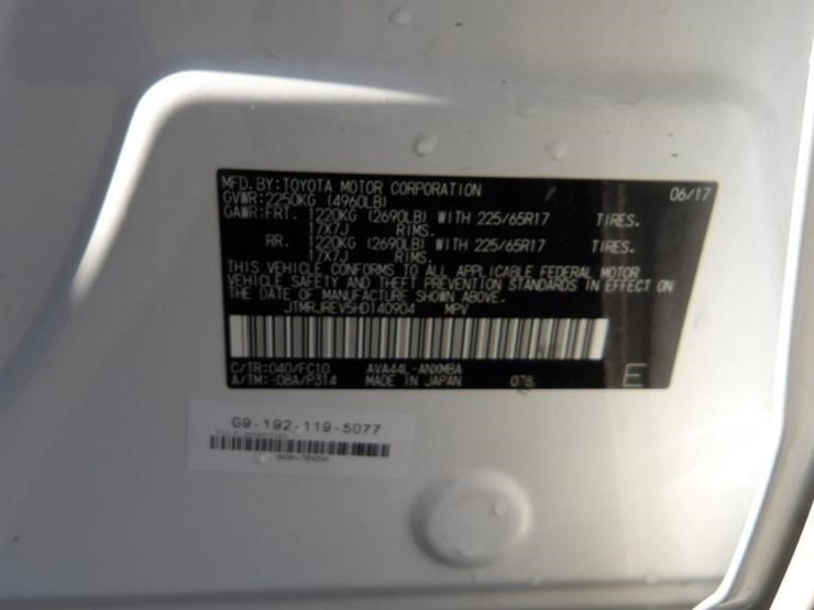 2017-toyota-rav4-image-28