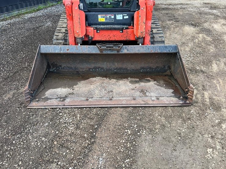 kubota-svl97-2-image-10