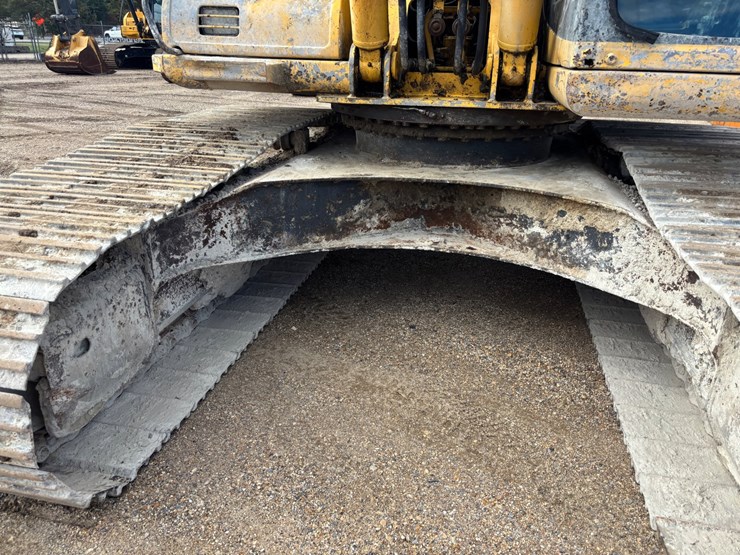 komatsu-pc200-lc-6-image-13