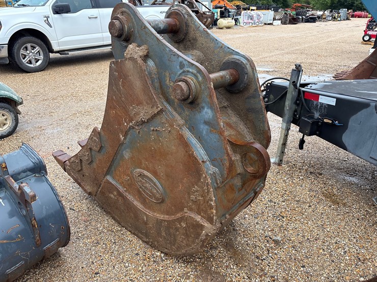 john-deere-210-image-3