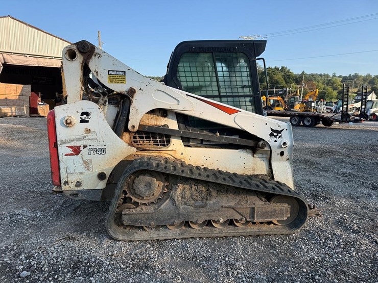 2018-bobcat-t740-image-5