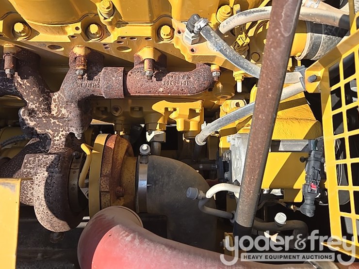 2019-caterpillar-336-image-59