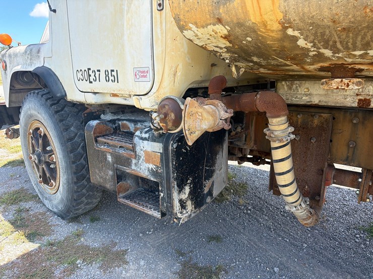 2000-mack-dm690sx-image-10