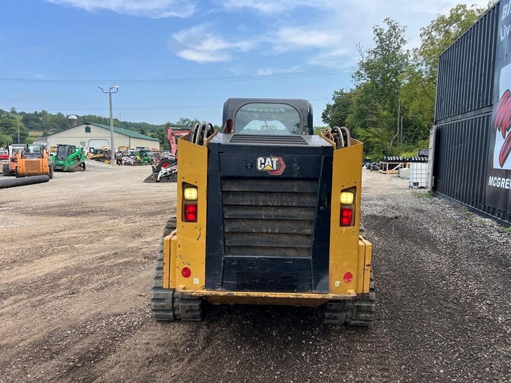 2020-caterpillar-279d3-image-5