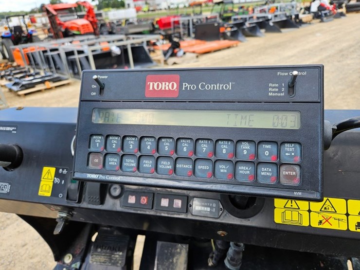 2006-toro-multi-pro-5700d-image-44