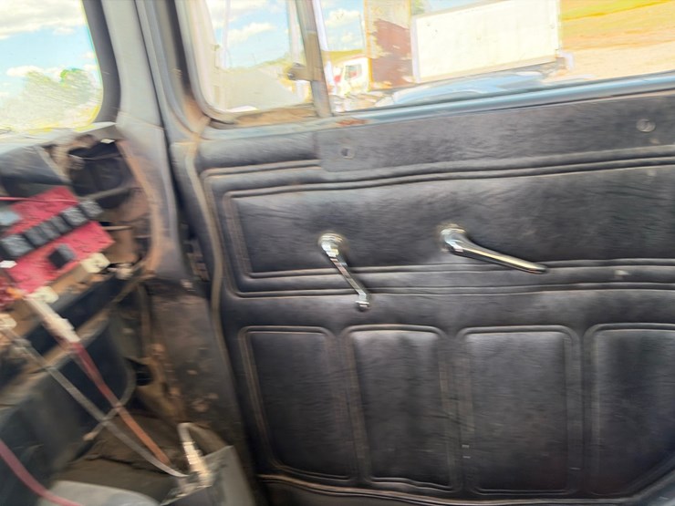 1999-mack-dm690sx-image-37