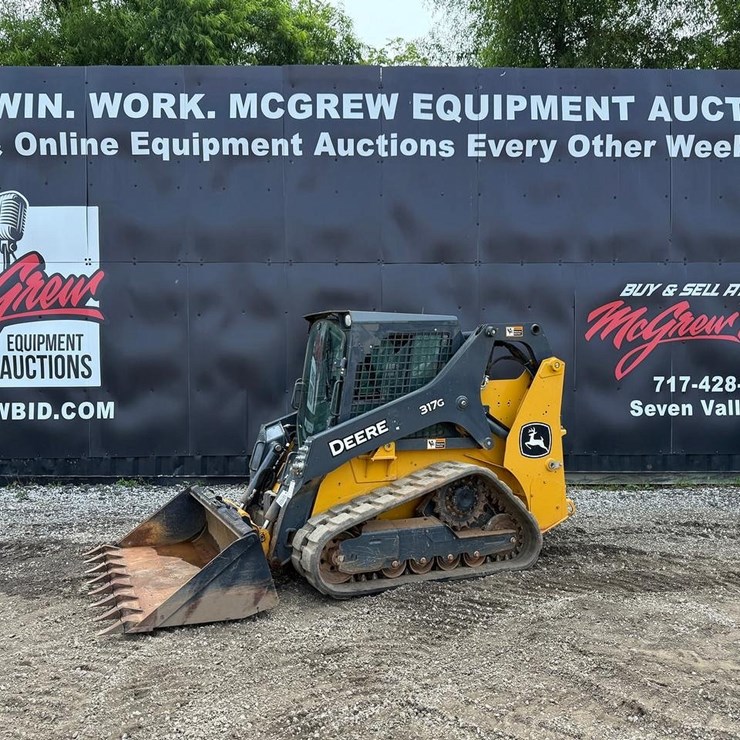 2021 DEERE 317G