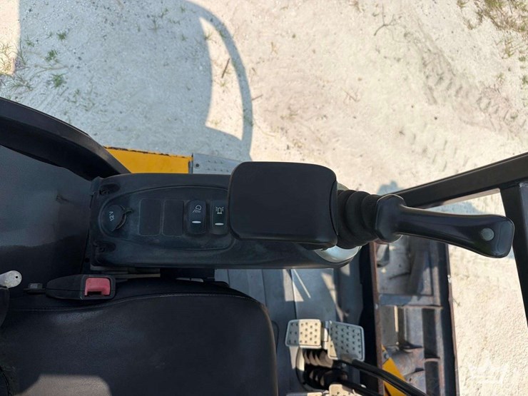 2019-jcb-8029cts-image-8