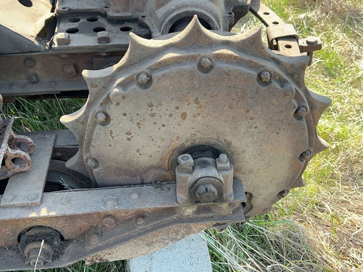cletrac-crawler-image-26