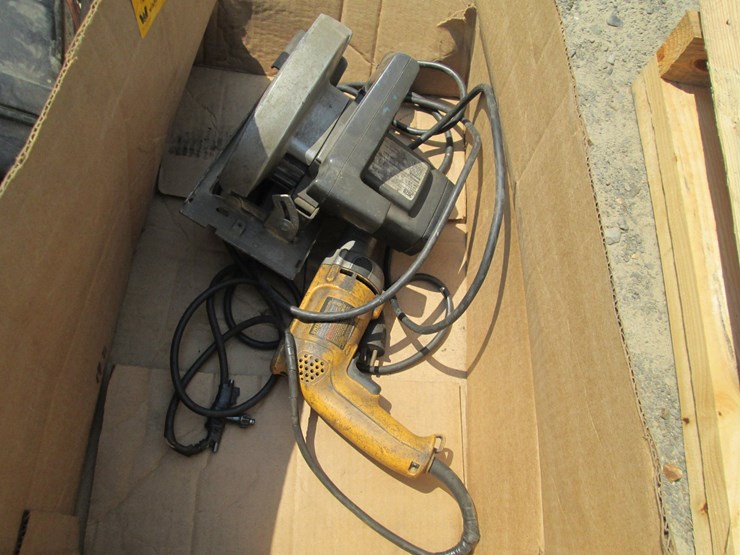 #53833-•-skil-saw-&-dewalt-drill-inv#53833-image-3