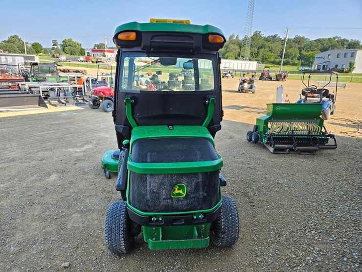 2015-john-deere-1575-image-4