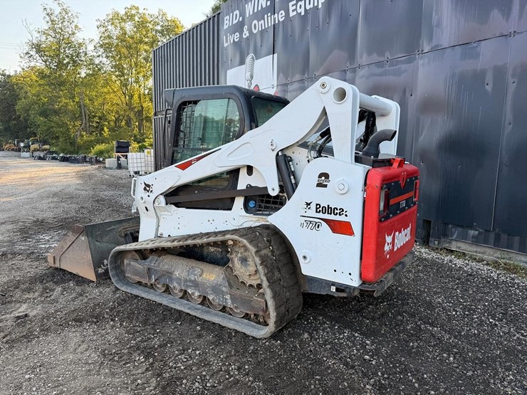 2023-bobcat-t770-image-2