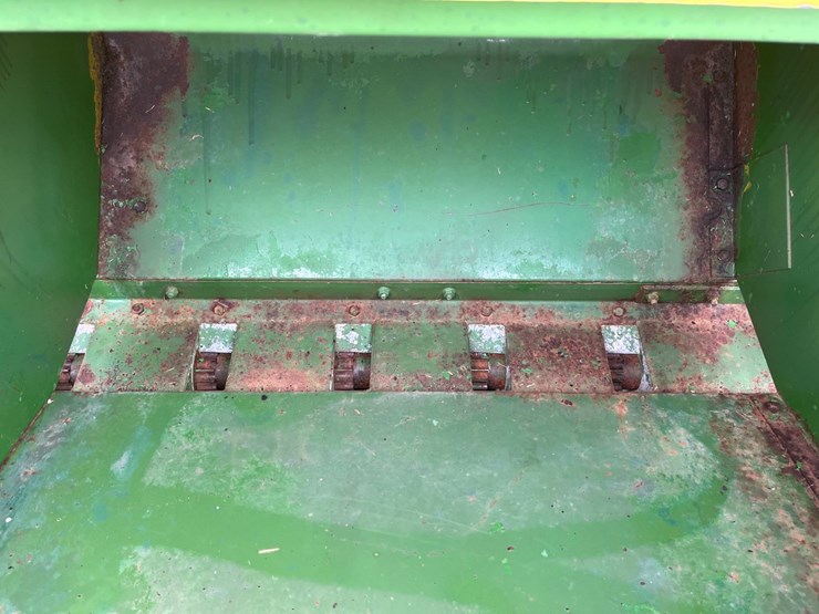 john-deere-8300-image-15