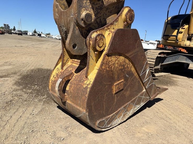 caterpillar-313b-image-10