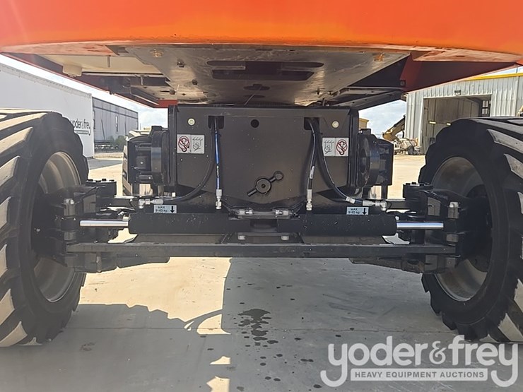 2015-jlg-860sj-image-13