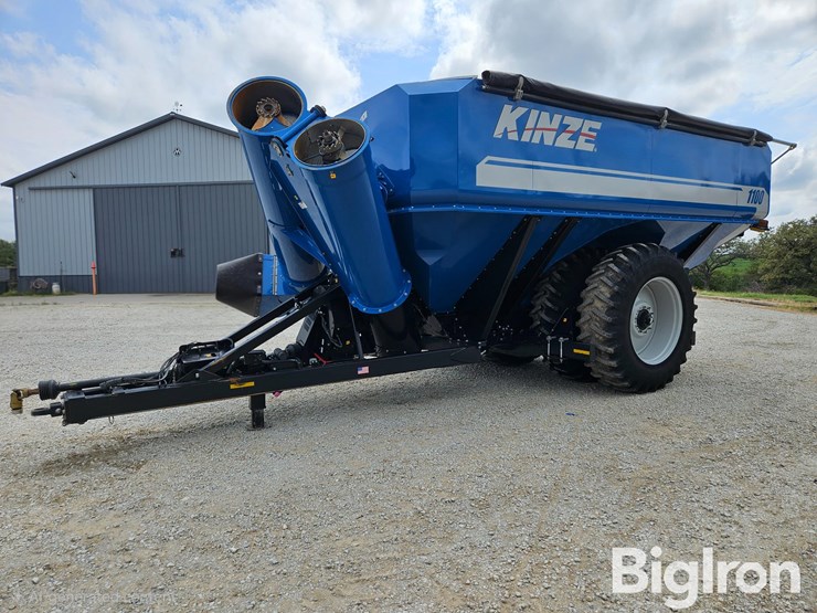 2014-kinze-1100-image-1