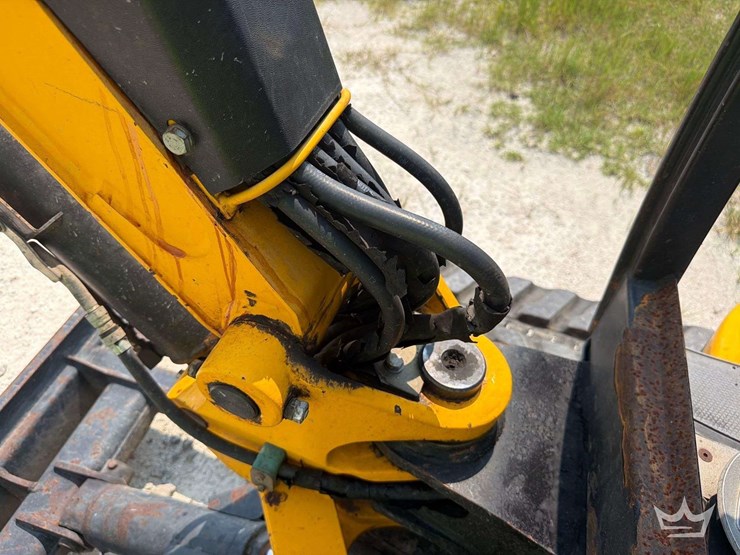 2019-jcb-8029cts-image-17